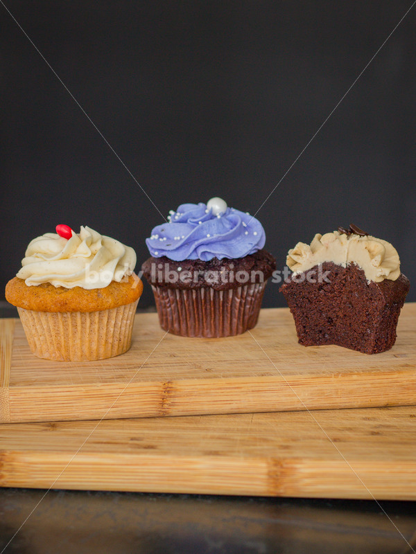 Intuitive Eating Stock Photo: Cupcakes on Wooden Cutting Board - Body Liberation Photos