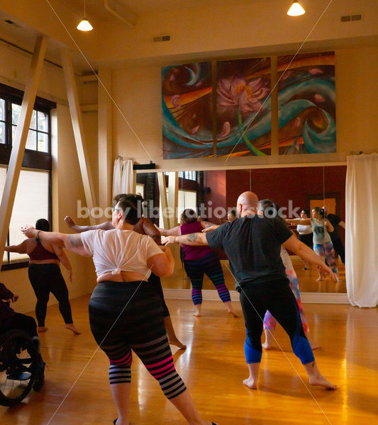 Plus Size & Diverse Stock Photo: Fat Dance Class - Body Liberation Photos & Stock