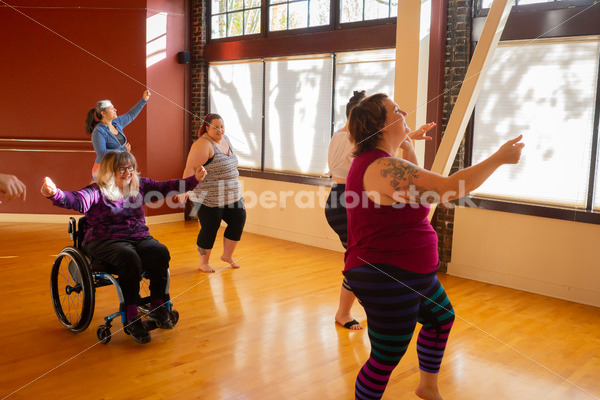 Plus Size & Diverse Stock Photo: Fat Dance Class - Body Liberation Photos & Stock