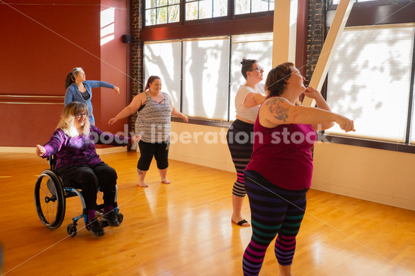 Plus Size & Diverse Stock Photo: Fat Dance Class - Body Liberation Photos & Stock