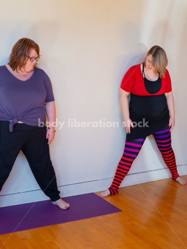 Inclusive Yoga Stock Photo: Yoga Instructor Interacting with Class - Body Liberation Photos