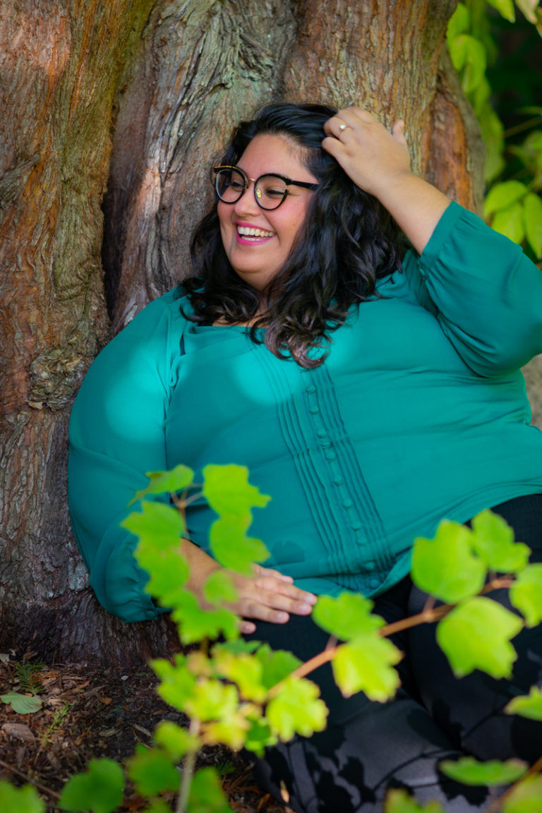 Sunny Seattle fall plus-size portraits: Dr. Shereen Spriggs