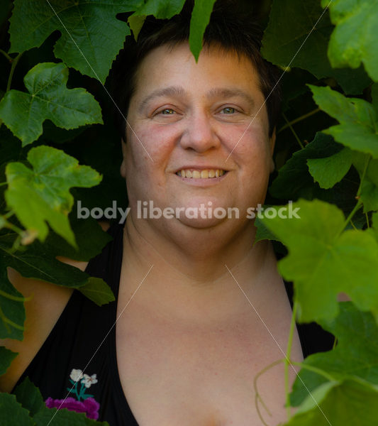 Health at Every Size Stock Photo: Diabetic Woman and Grapevine - It's time you were seen ⟡ Body Liberation Photos